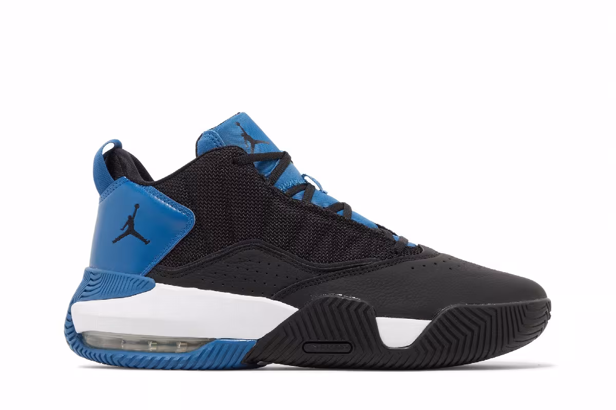 Air Jordan Stay Loyal Dark Marina Blue, view 2