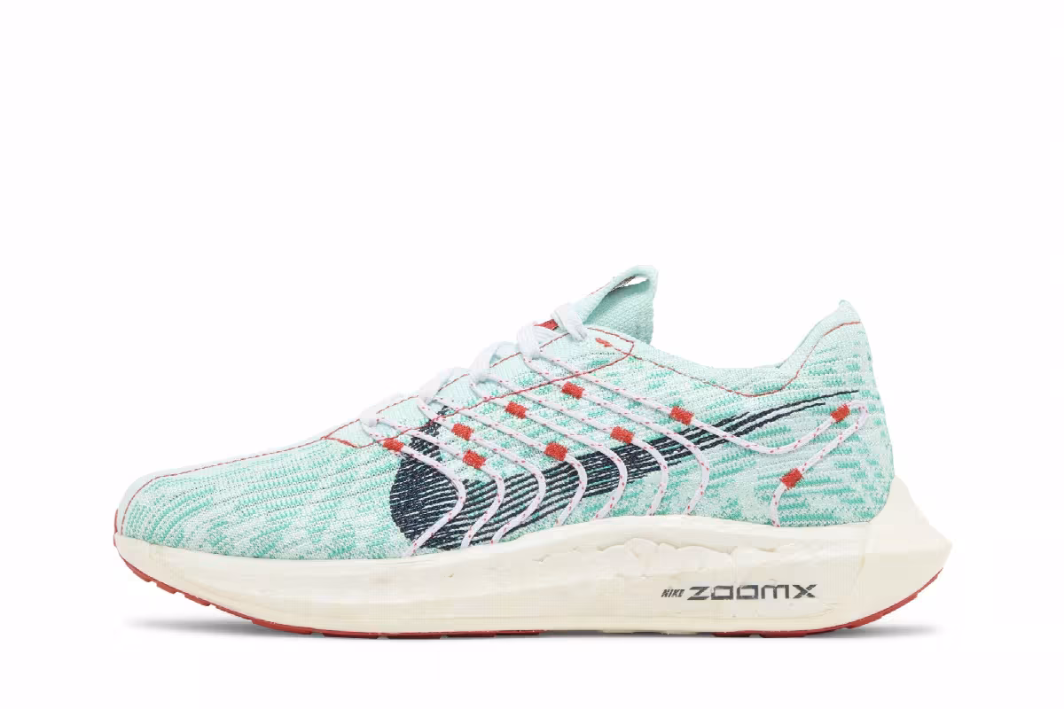 Nike Women's Pegasus Turbo Next Nature Jade Ice Picante Red, view 4