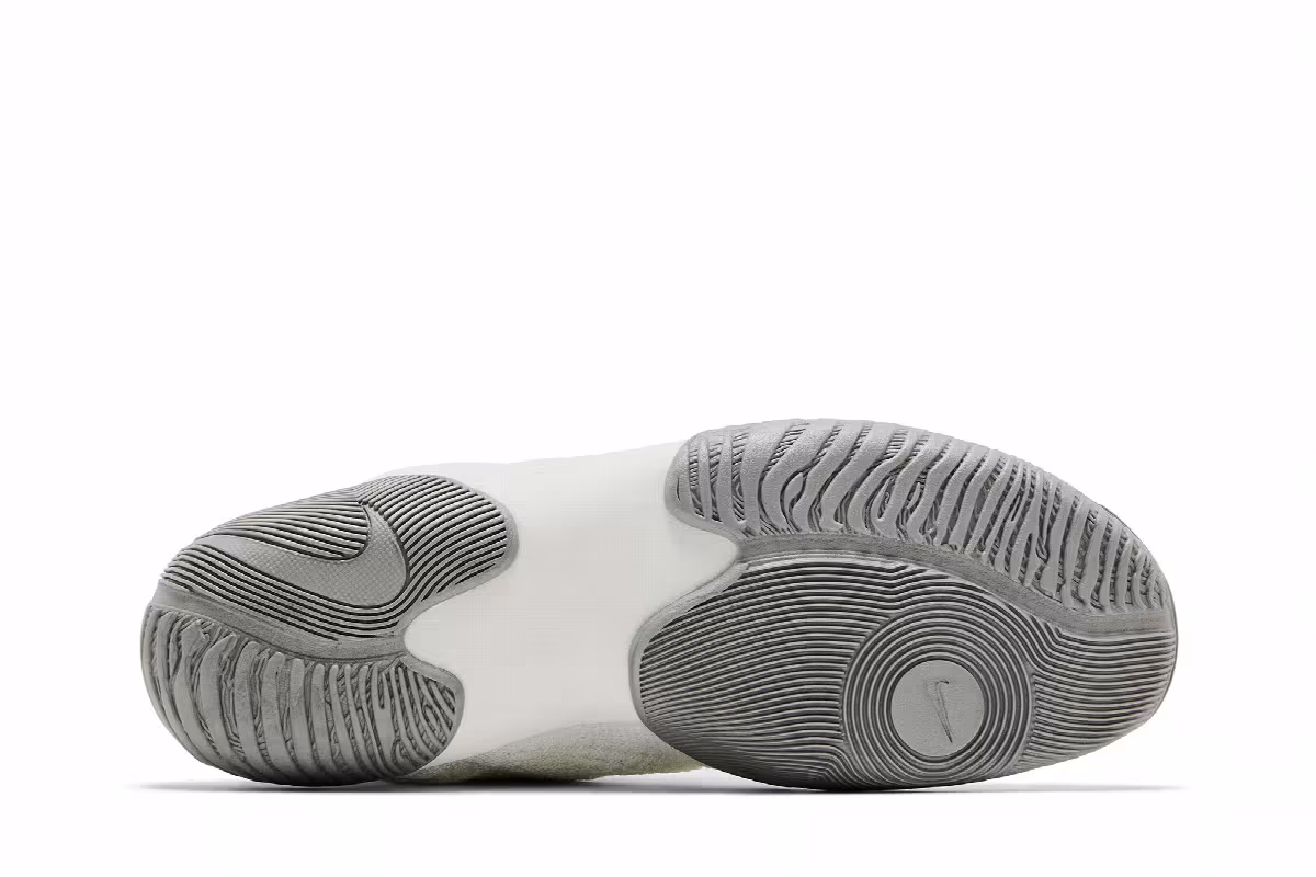Nike Tawa White Metallic Silver, view 5
