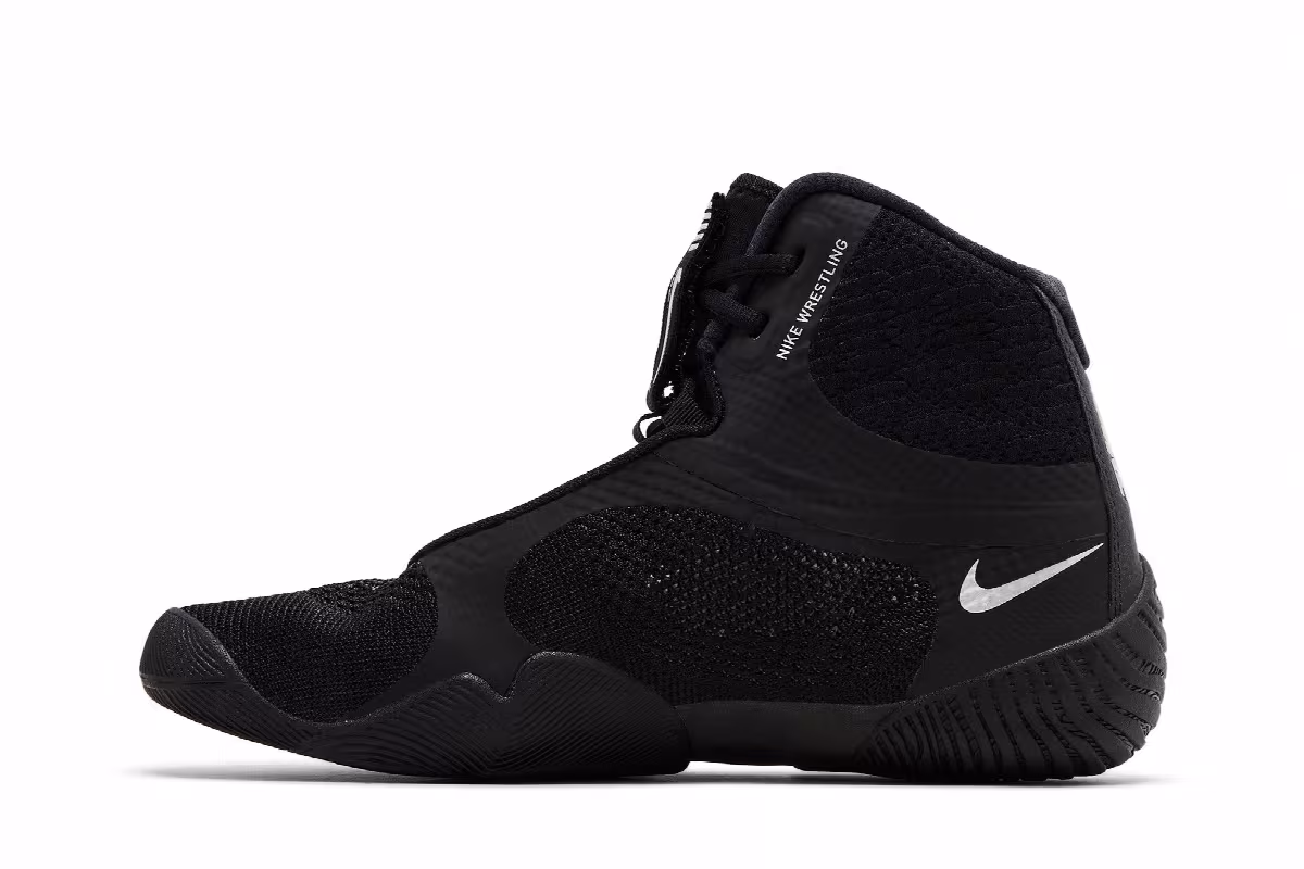 Nike Tawa Black Metallic Silver, view 4