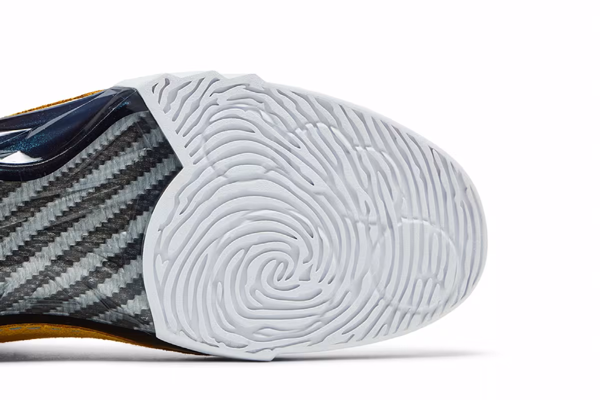 Air Jordan 23 Marquette, view 6
