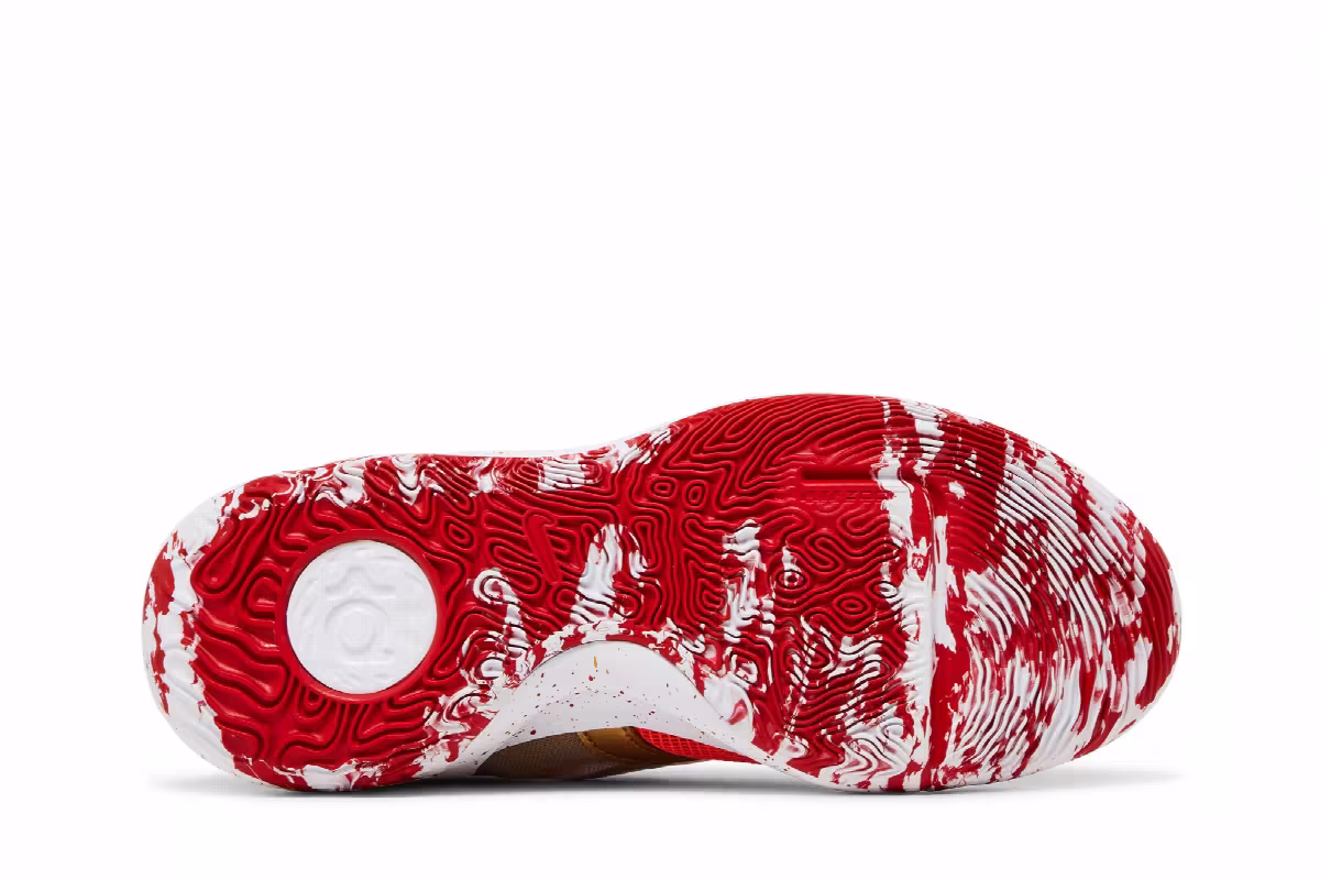 Nike KD Trey 5 X University Red Metallic Gold, view 5