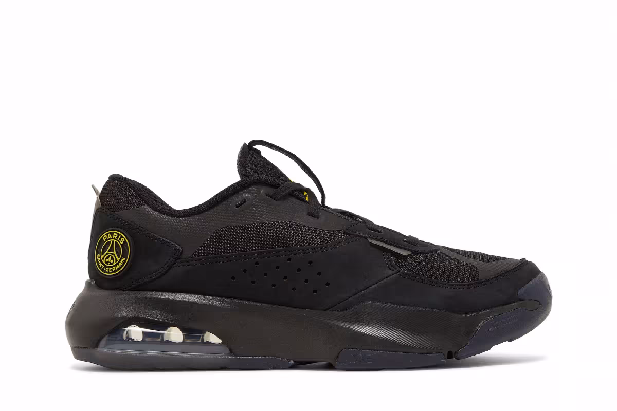 Paris Saint-Germain x Air Jordan Jordan Air 200E Black Taxi, view 2