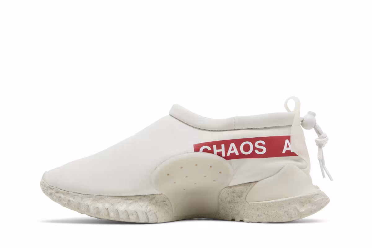 Undercover x Nike Moc Flow SP Light Bone, view 4
