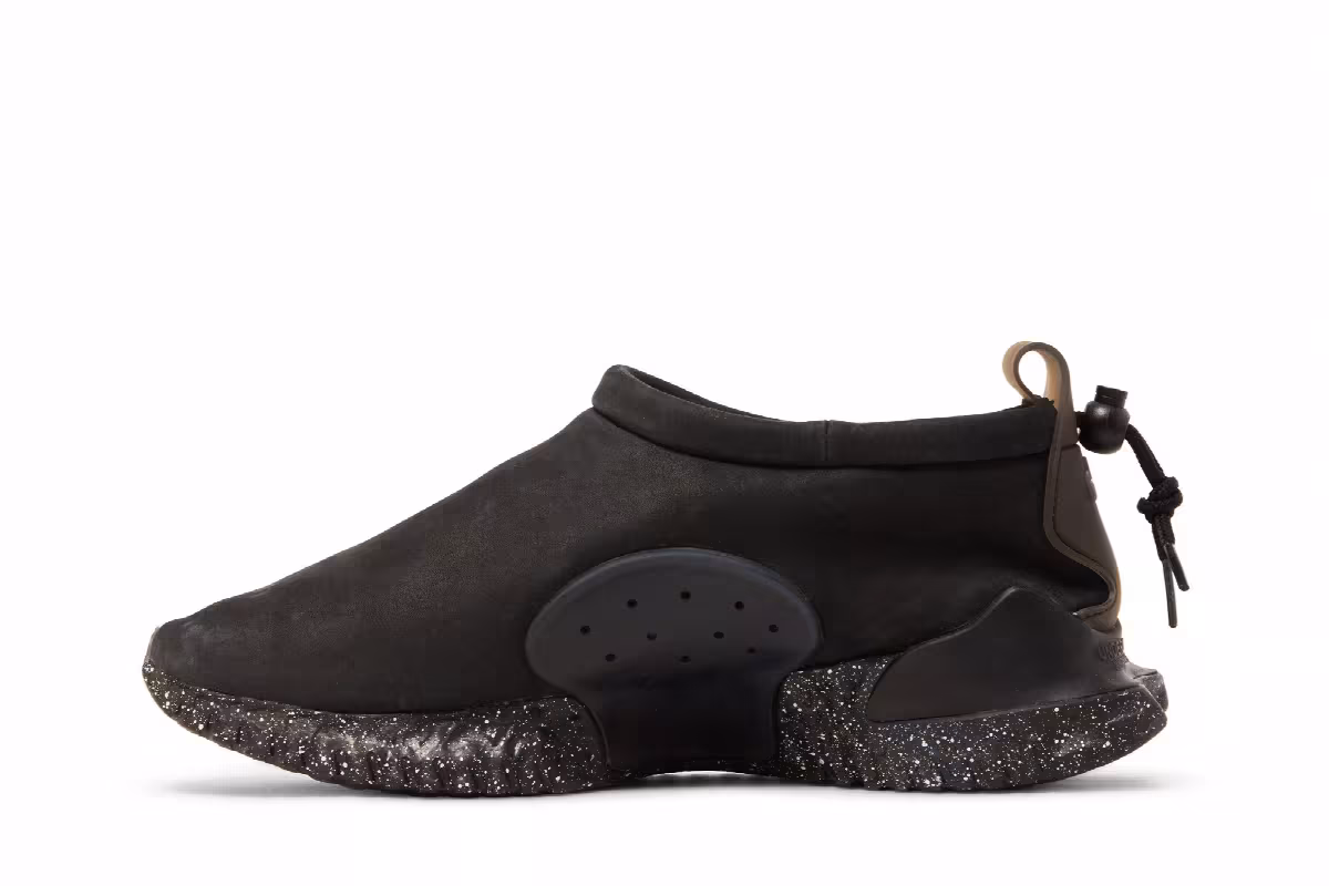Undercover x Nike Moc Flow Black, view 4