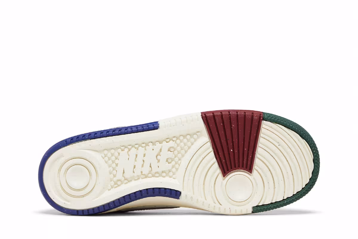 Nike Women's Gamma Force Sail Red Fir, view 5