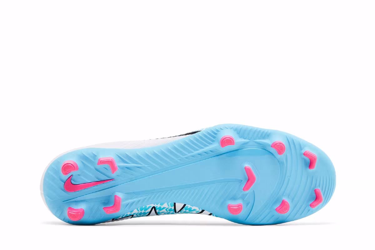 Nike Mercurial Vapor 15 Club MG Blast Pack, view 5