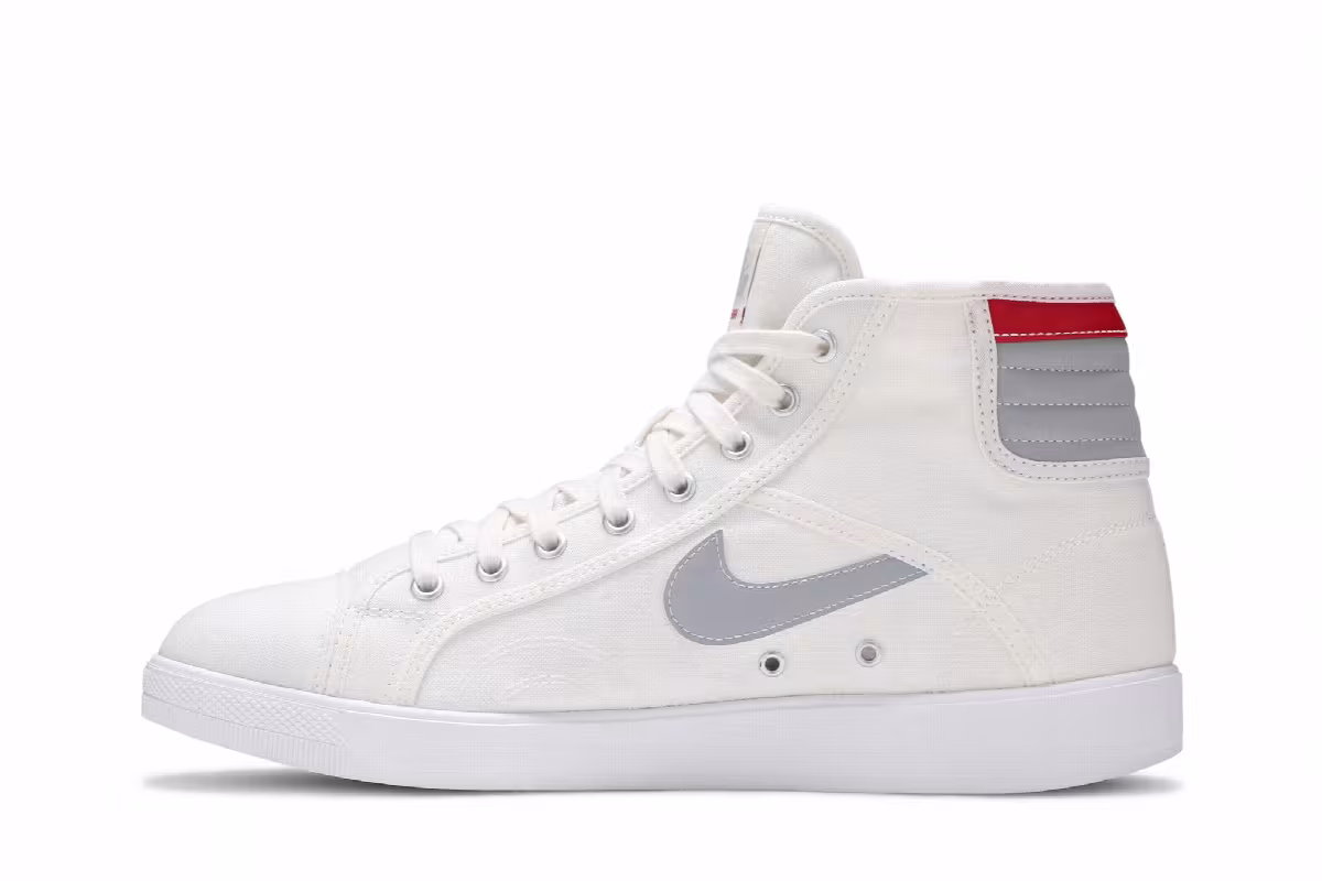 Air Jordan Skyhigh OG Sail Gym Red, view 4