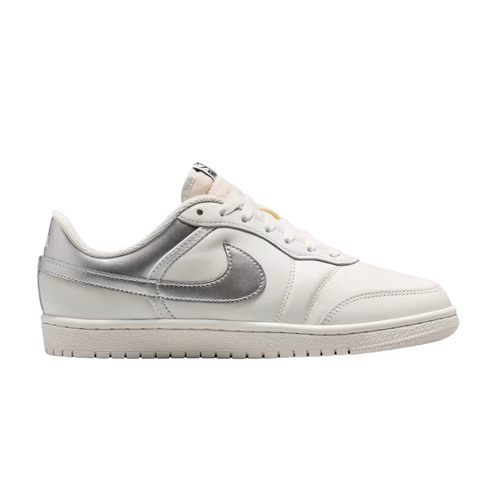 Air Jordan Women's Skyline Low Swan Metallic Silver