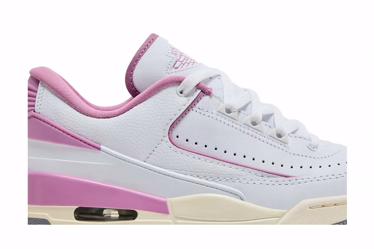 Women's Air Jordan 2/3 Orchid, view 3