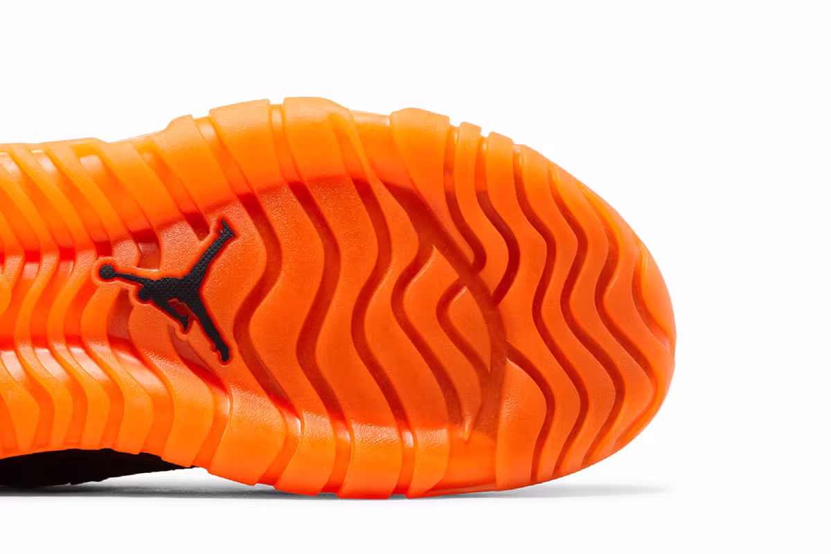 Air Jordan Proto Max 720 Total Orange, view 6