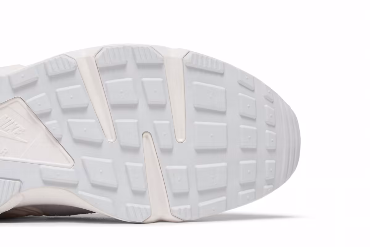 Nike Air Huarache Runner Summit White Platinum, view 6