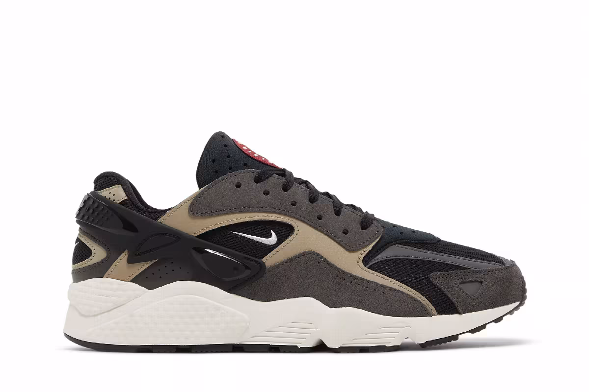Nike Air Huarache Runner Black Medium Ash, view 2