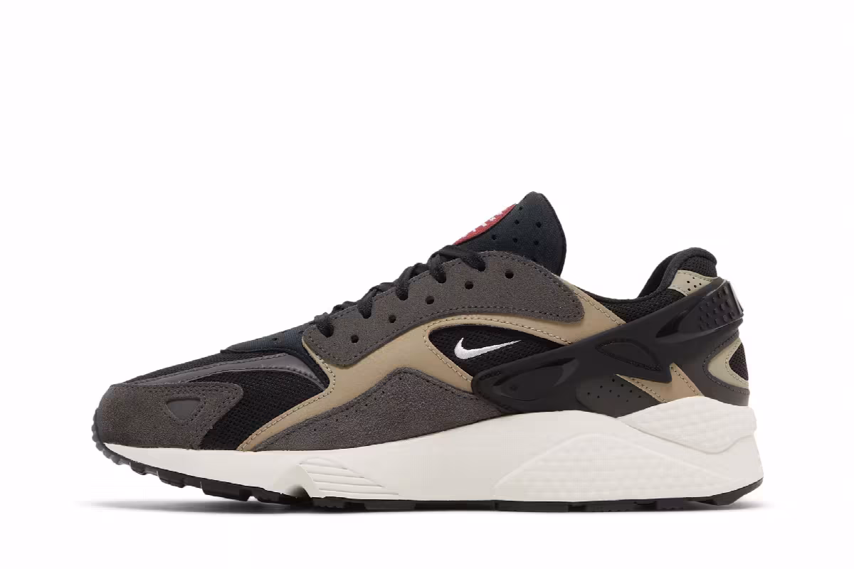 Nike Air Huarache Runner Black Medium Ash, view 4