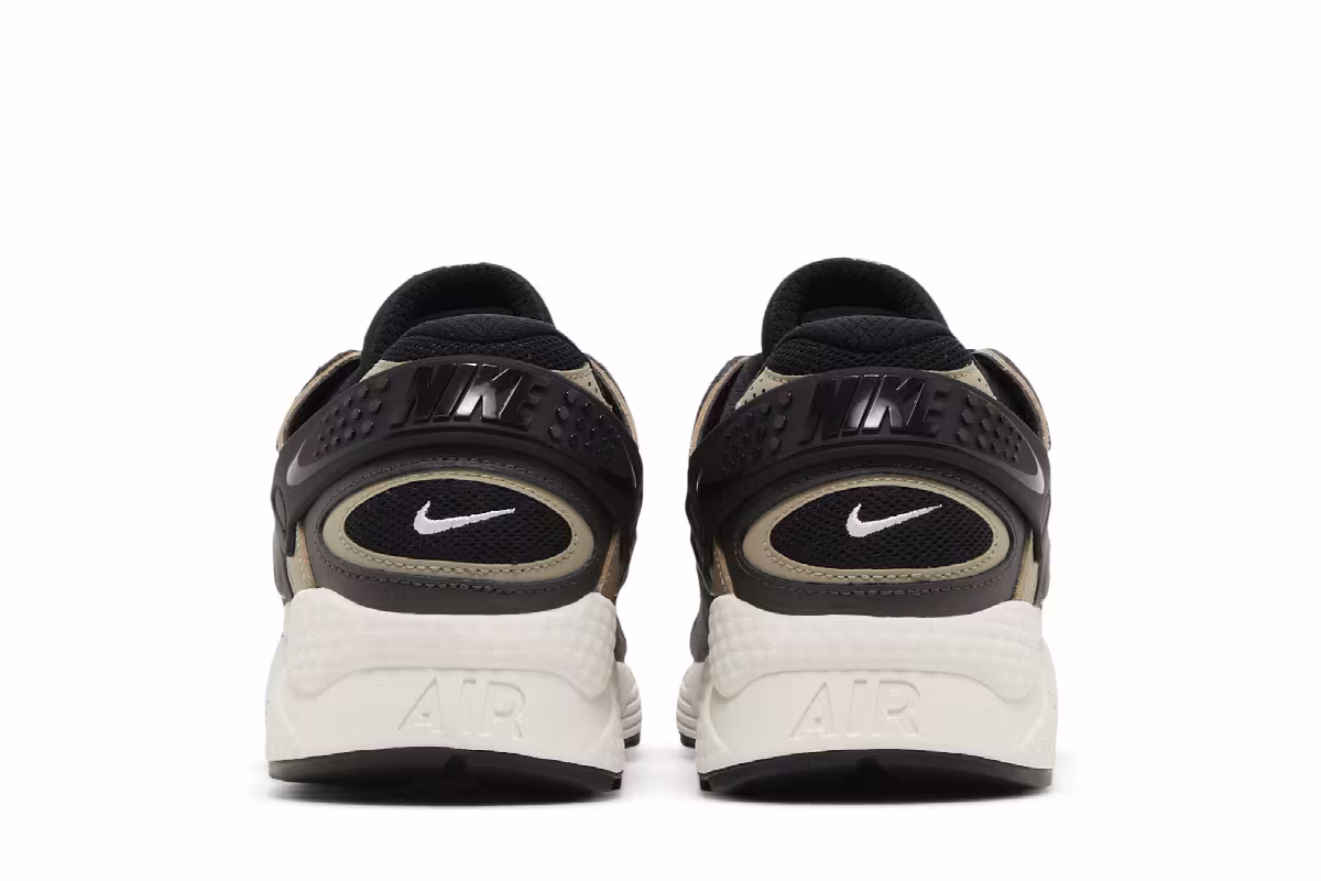 Nike Air Huarache Runner Black Medium Ash, view 7