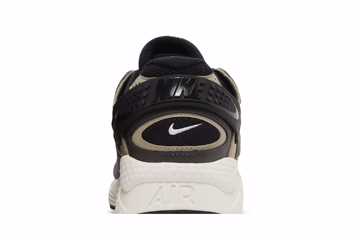 Nike Air Huarache Runner Black Medium Ash, view 8