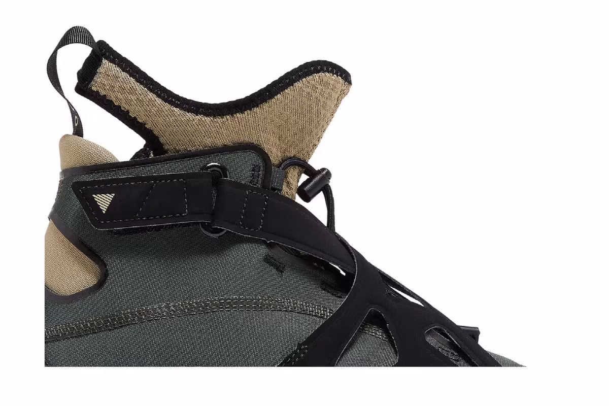 Air Jordan Women's Jordan Air Latitude 720 Sequoia, view 3