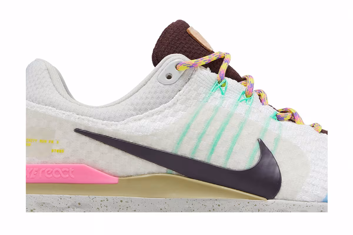 Nike React Infinity Run Flyknit 3 Sail Pinksicle Earth, view 3