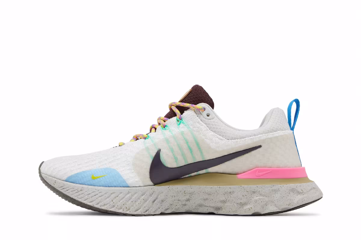 Nike React Infinity Run Flyknit 3 Sail Pinksicle Earth, view 4