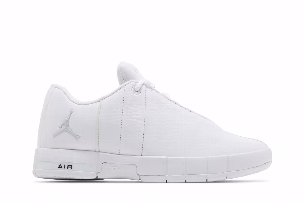 Air Jordan Team Elite 2 Low GS White Pure Platinum, view 2