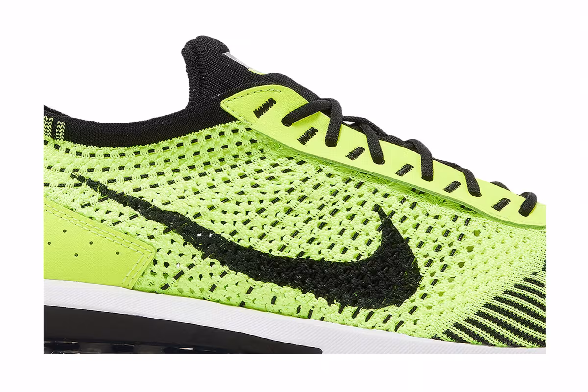 Nike Air Max Flyknit Racer Volt, view 3