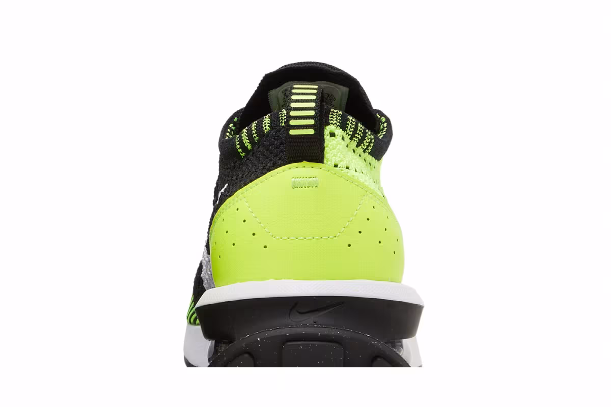 Nike Air Max Flyknit Racer Volt, view 8