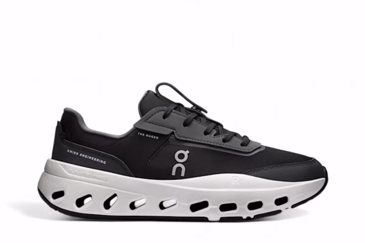 The Roger Wildcard x On Women's Running Black White, view 2