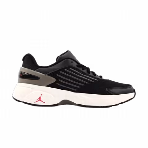 Air Jordan Trunner Flow 'Black University Red White'
