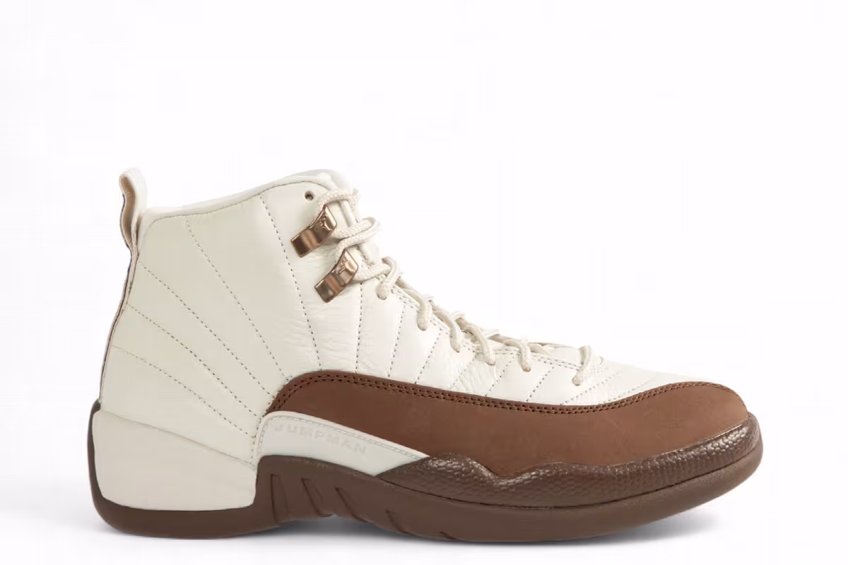 Air Jordan 12 Fireside, view 2