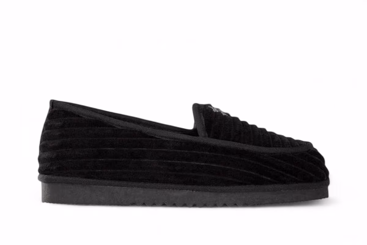 GV Gallery Deebo Slippers Black, view 2