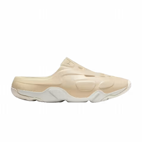 Air Jordan Roam 'Rattan'