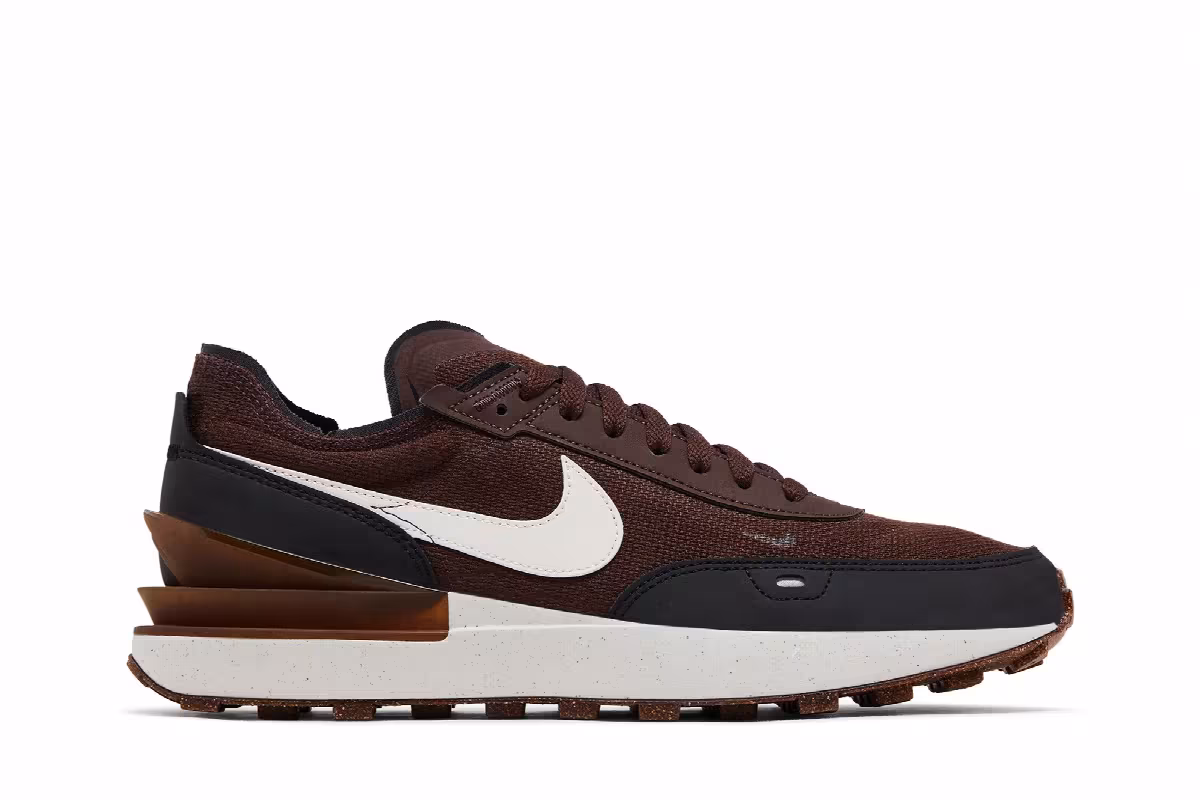 Nike Waffle One SE Earth, view 2