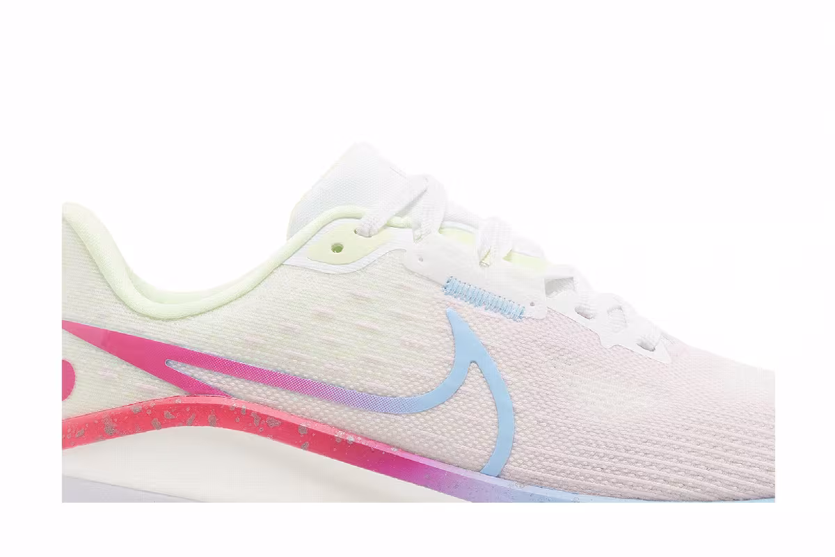 Nike Women's Vomero 17 Pink Foam Multi-Color, view 3