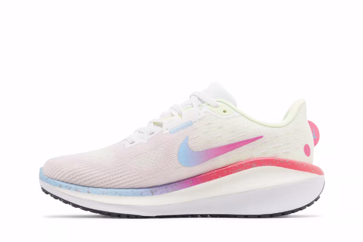 Nike Women's Vomero 17 Pink Foam Multi-Color, view 4