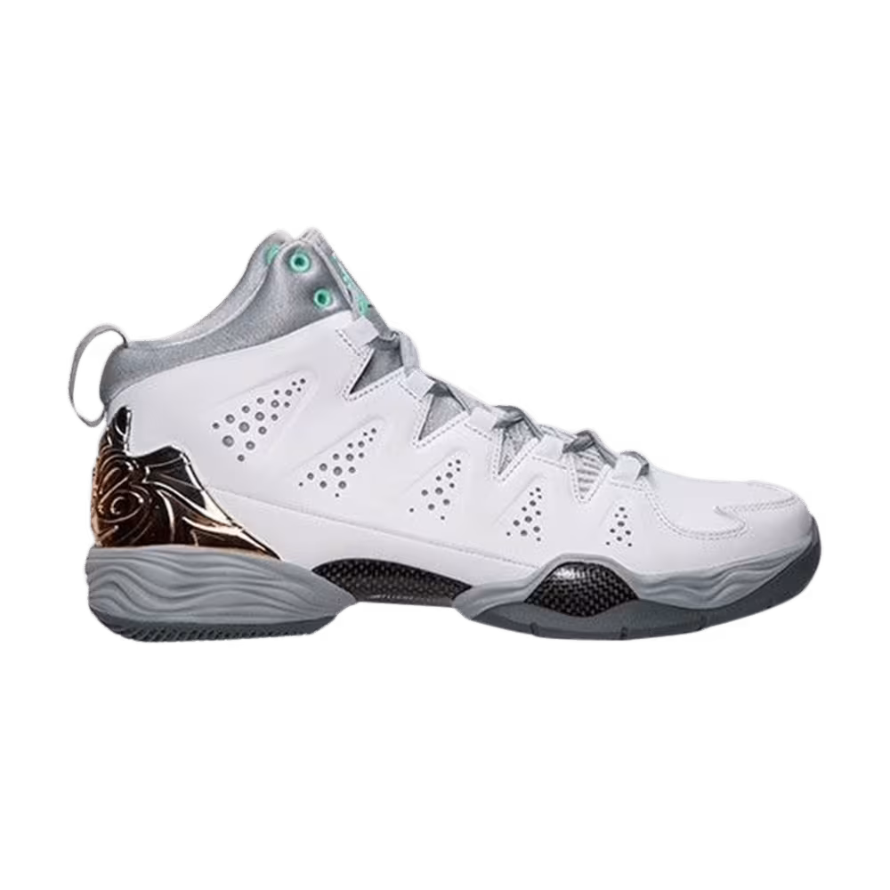 Air Jordan Melo M10