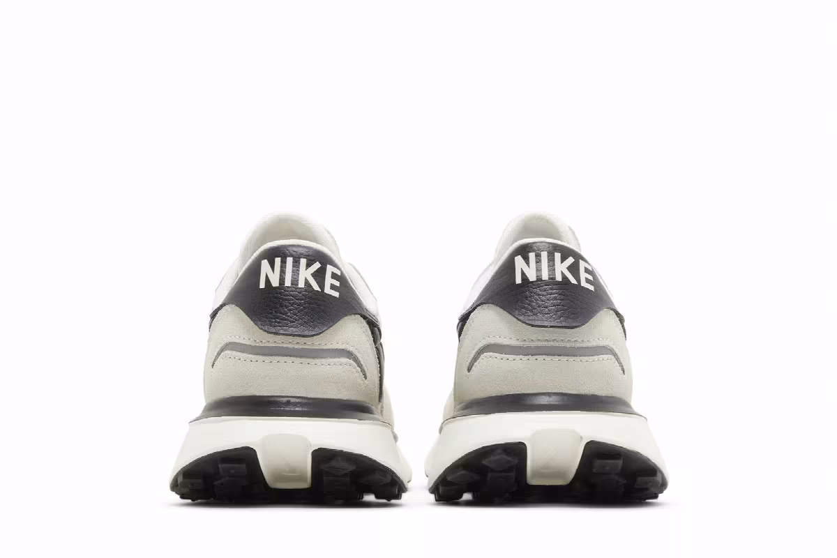 Nike Women's Phoenix Waffle Summit White Black, view 7