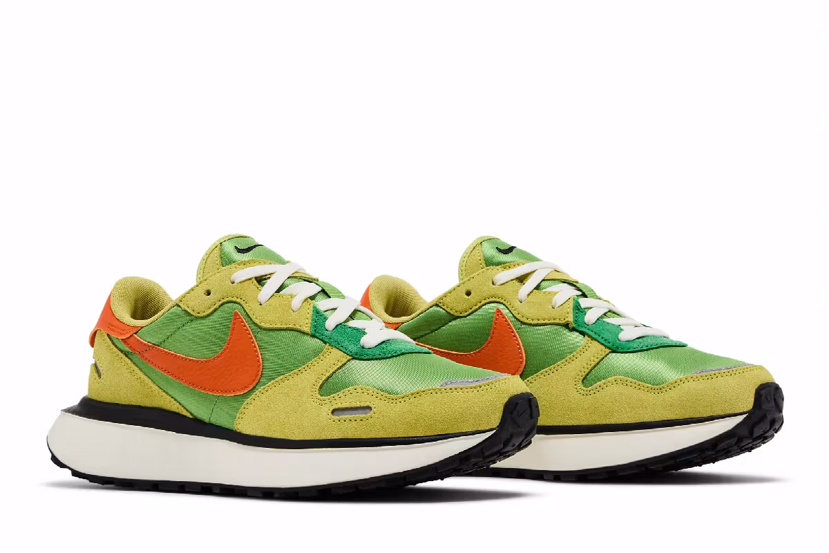 Nike Women's Phoenix Waffle Chlorophyll Safety Orange, view 9