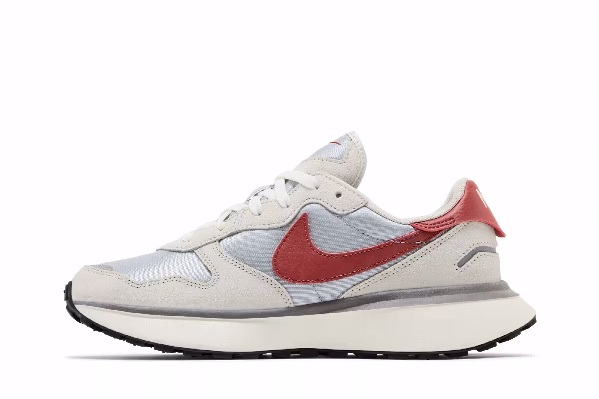 Nike Women's Phoenix Waffle Light Bone Rugged Orange, view 4