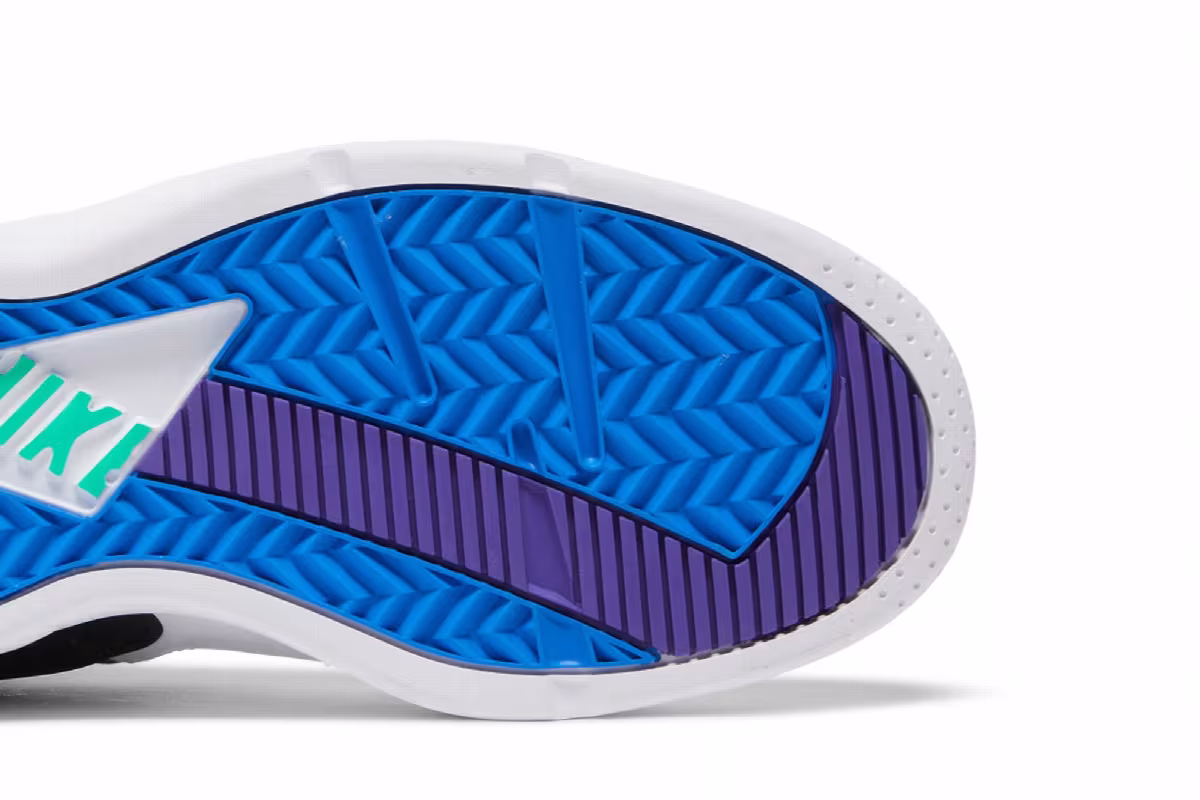 Nike Air Flight Huarache OG 2023, view 6