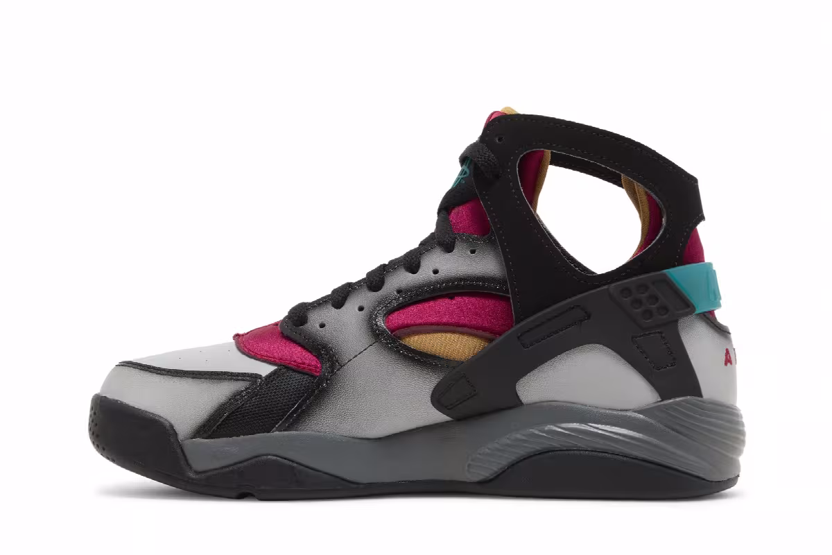 Nike Air Flight Huarache Airbrush - Bordeaux, view 4
