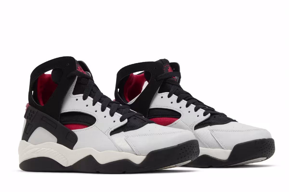 Nike Air Flight Huarache Photon Dust Black, view 9