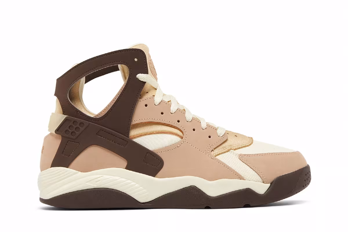 Nike Air Flight Huarache Baroque Brown, view 2