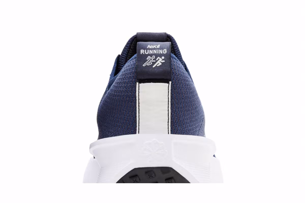 Nike Interact Run College Navy, view 8