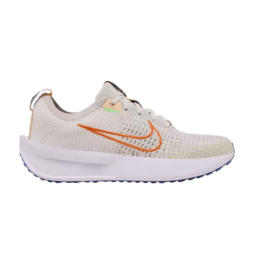Nike Women's Interact Run Light Bone Bright Mandarin