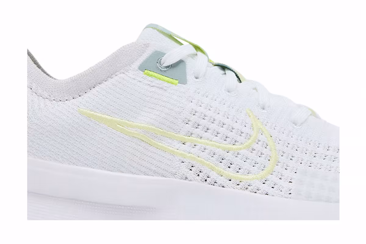 Nike Women's Interact Run White Life Lime, view 3