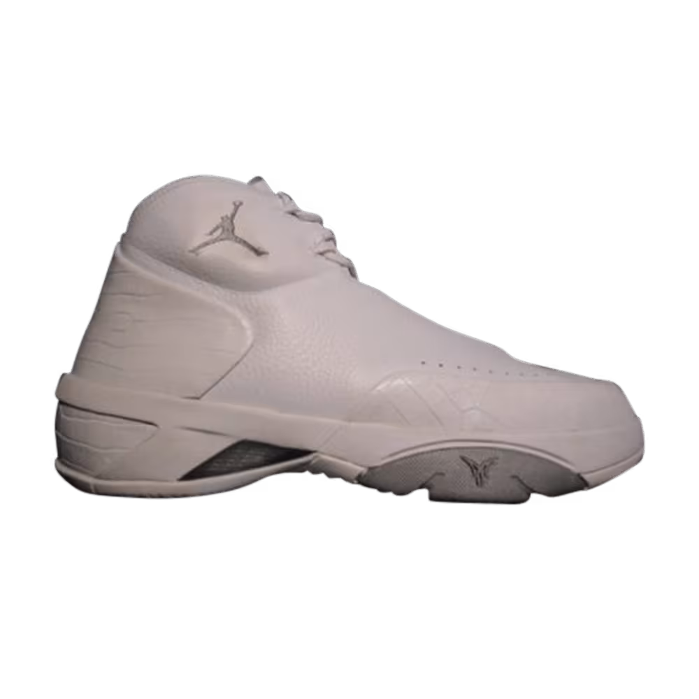 Air Jordan Melo M3
