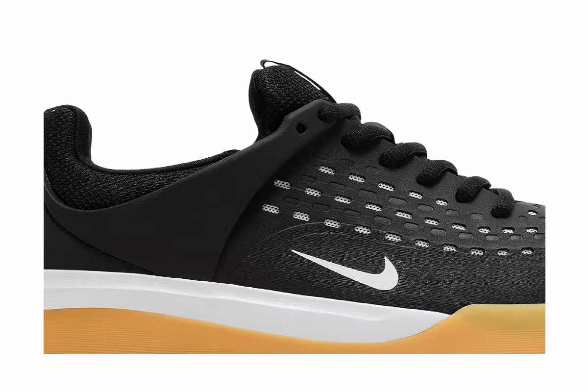 Nike Zoom Nyjah 3 SB Black White Gum, view 3