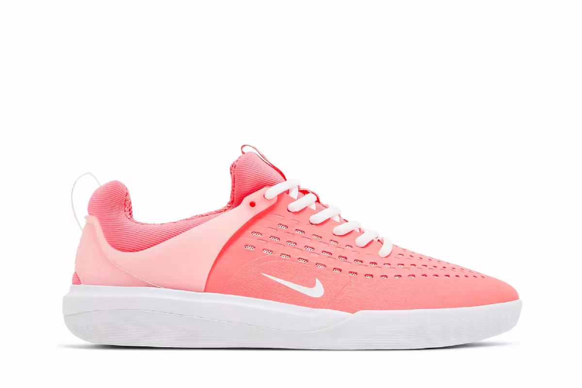 Nike Zoom Nyjah 3 SB Hot Punch, view 2