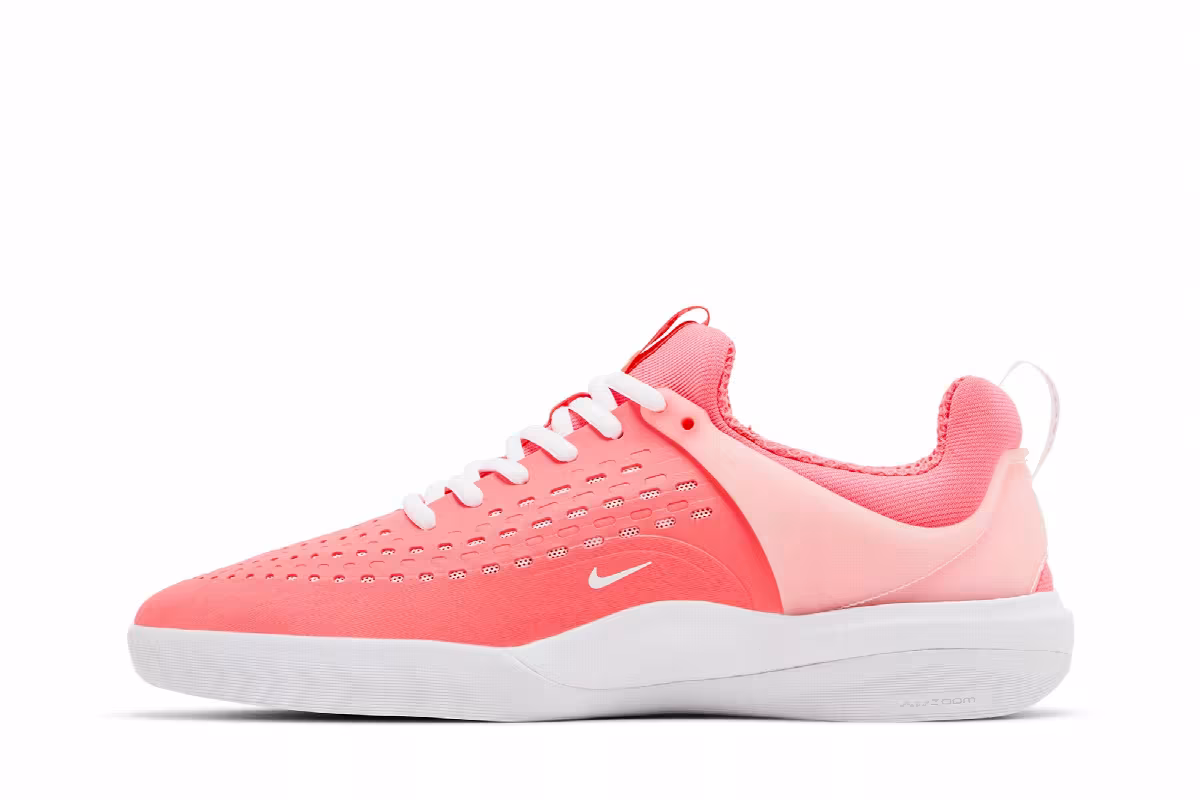 Nike Zoom Nyjah 3 SB Hot Punch, view 4