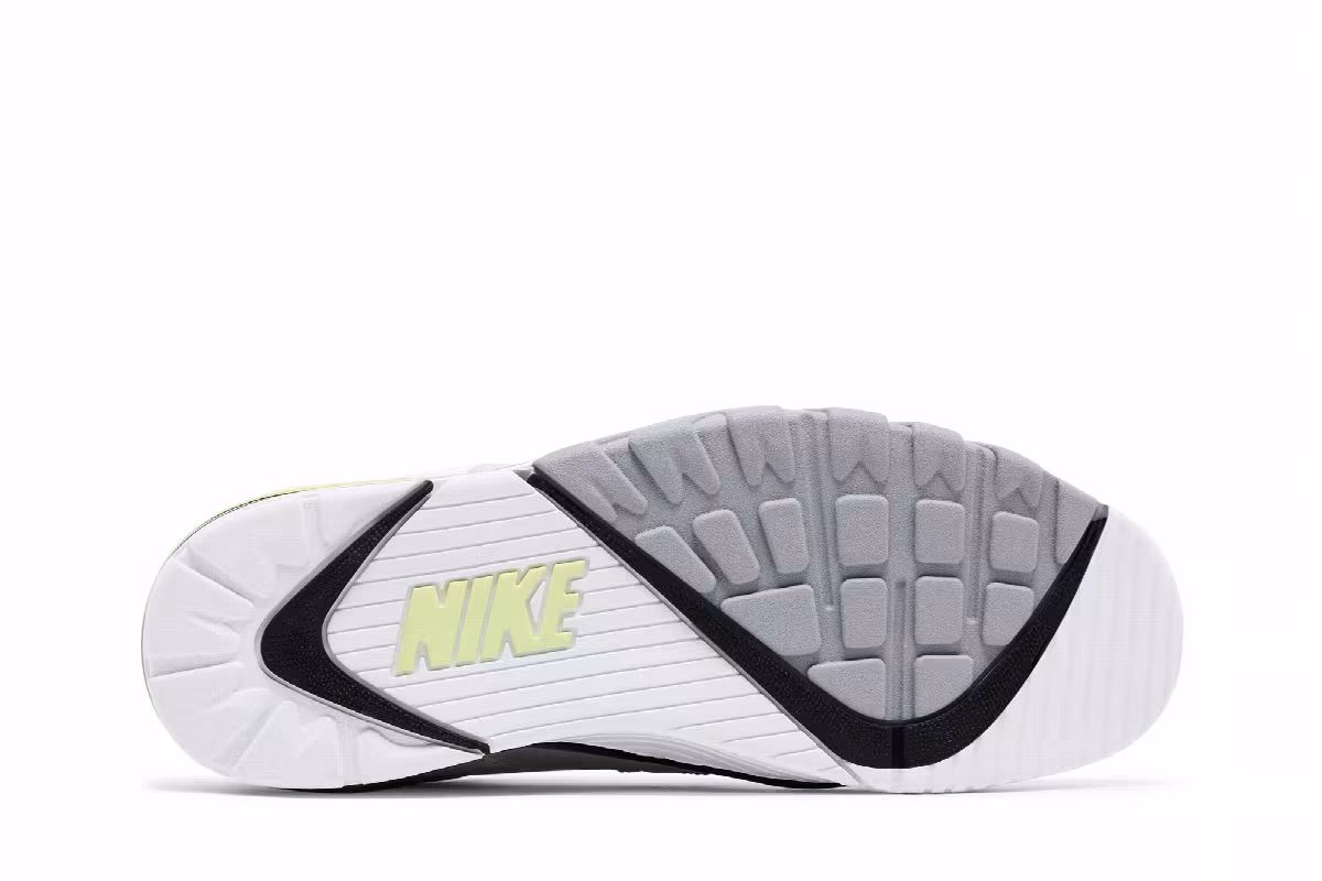 Nike Air Cross Trainer 3 Low Citron, view 5
